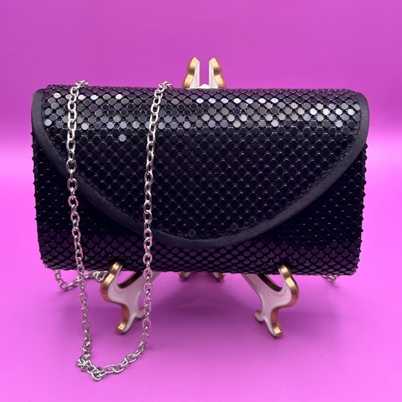 Lulu Townsend Handbags - Lulu Townsend Black Mesh Evening Clutch Bag with Detachable Chain Strap